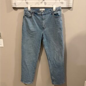 Abercrombie & Fitch Women’s Size 16R 90’s Straight Ultra High Rise Jeans